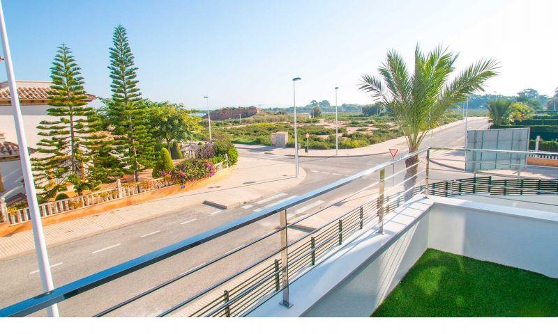 Villa for sale in La Marina (Elche)