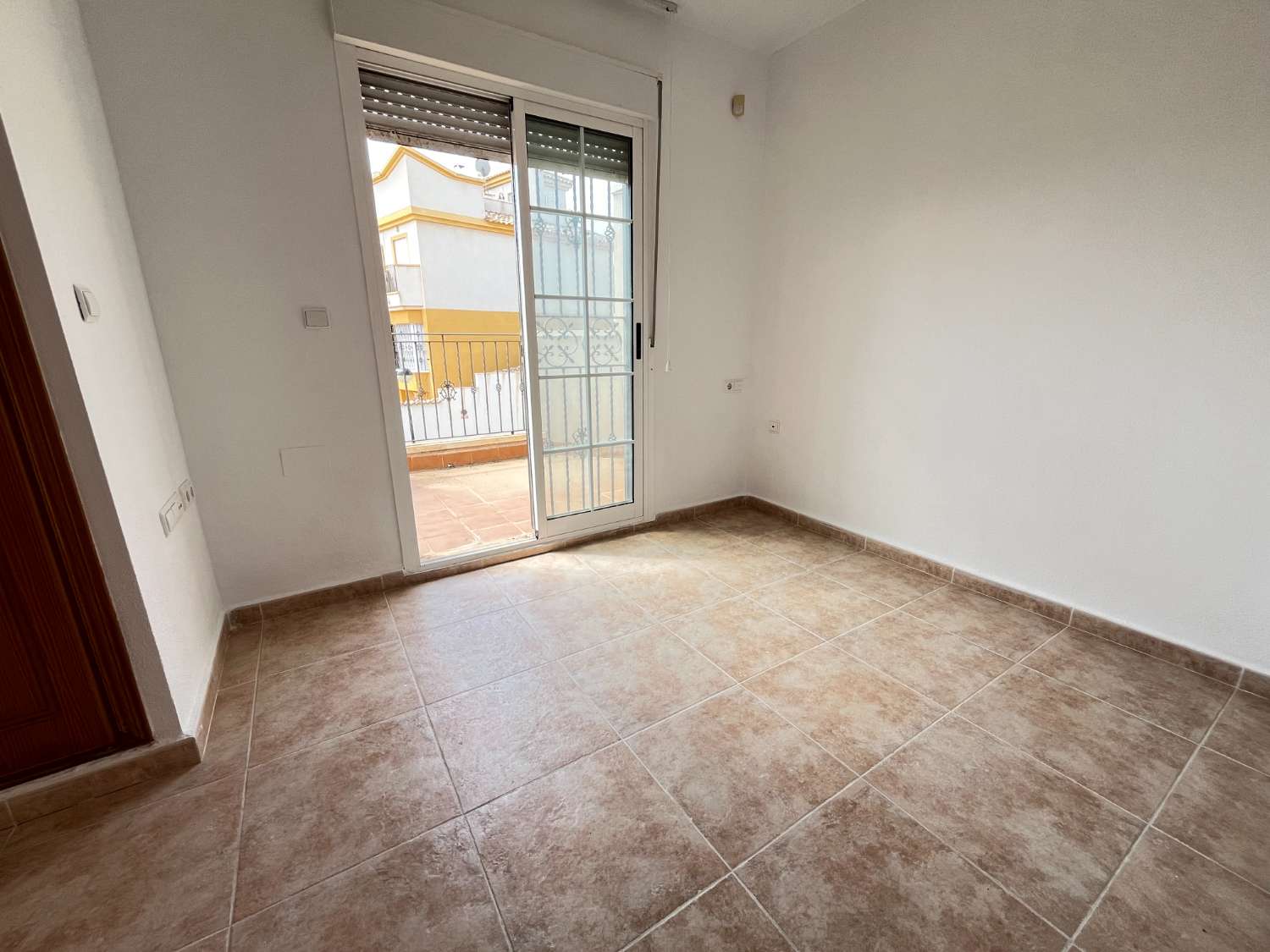 FAITES VOTRE OFFRE !! DUPLEX 2 CHAMBRES 2 SALLES DE BAINS AVEC VUE SUR LAS SALINAS !!