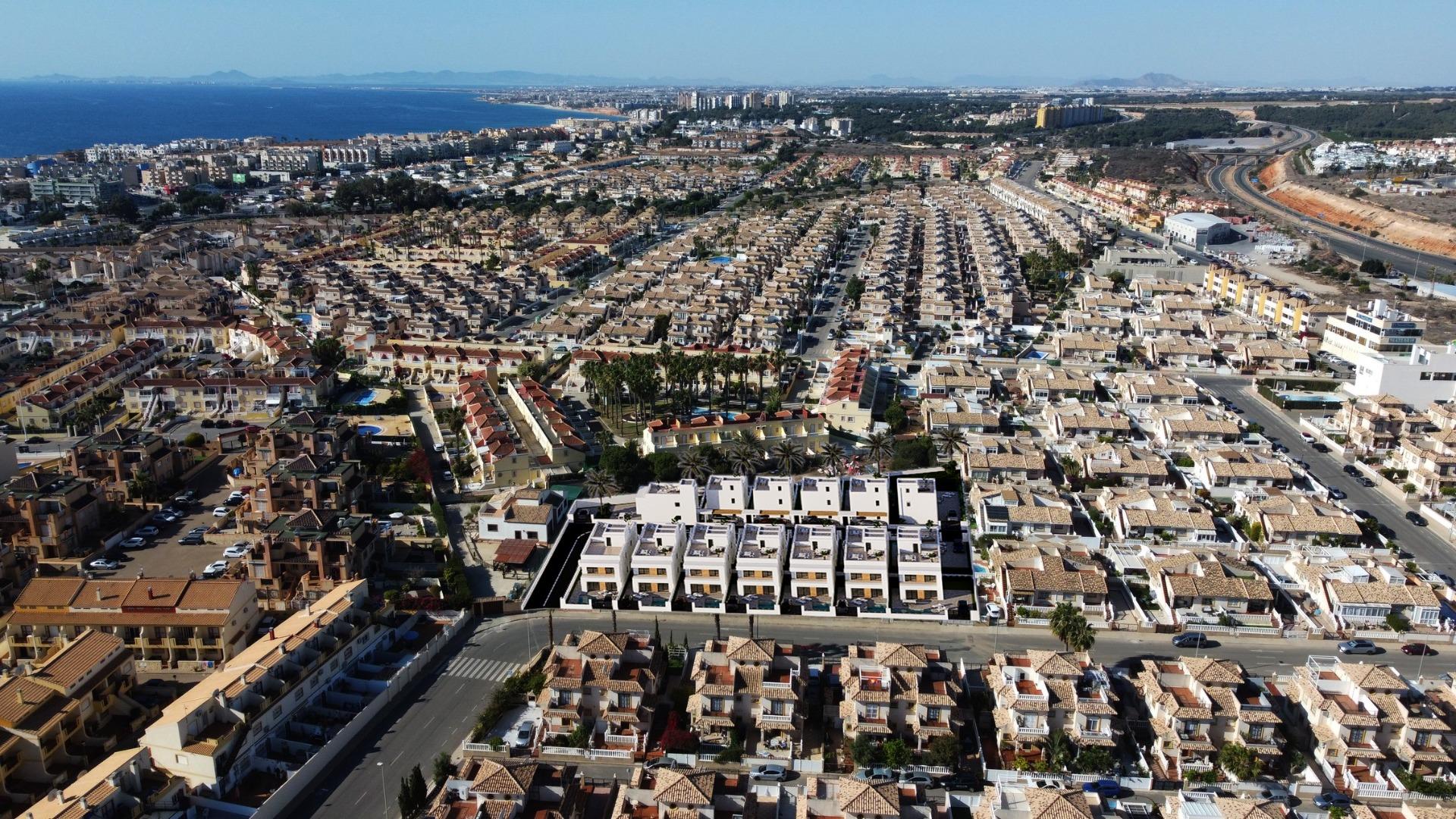 Vila v prodeji in Orihuela Costa