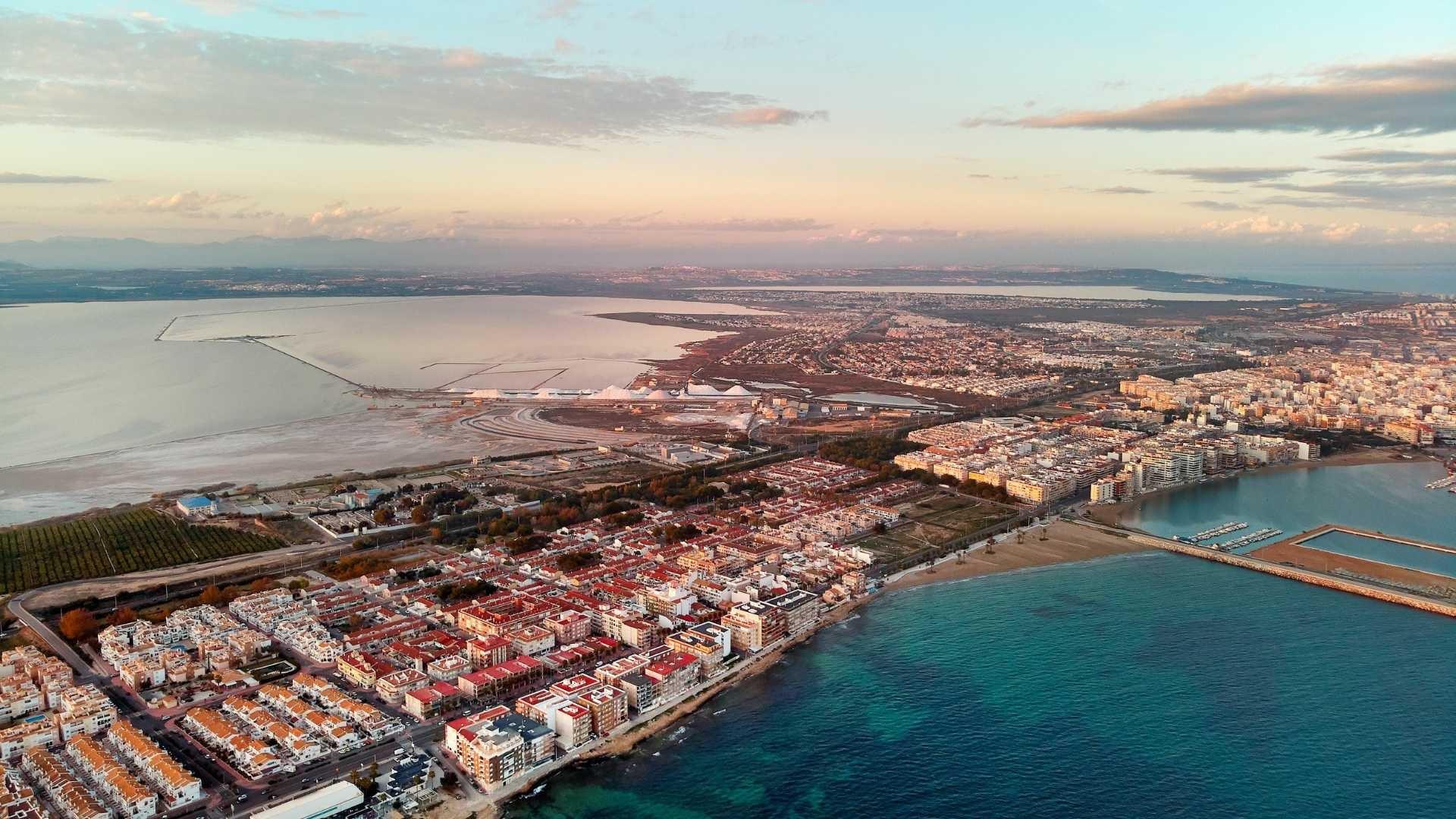 Lägenhet till salu i Torrevieja