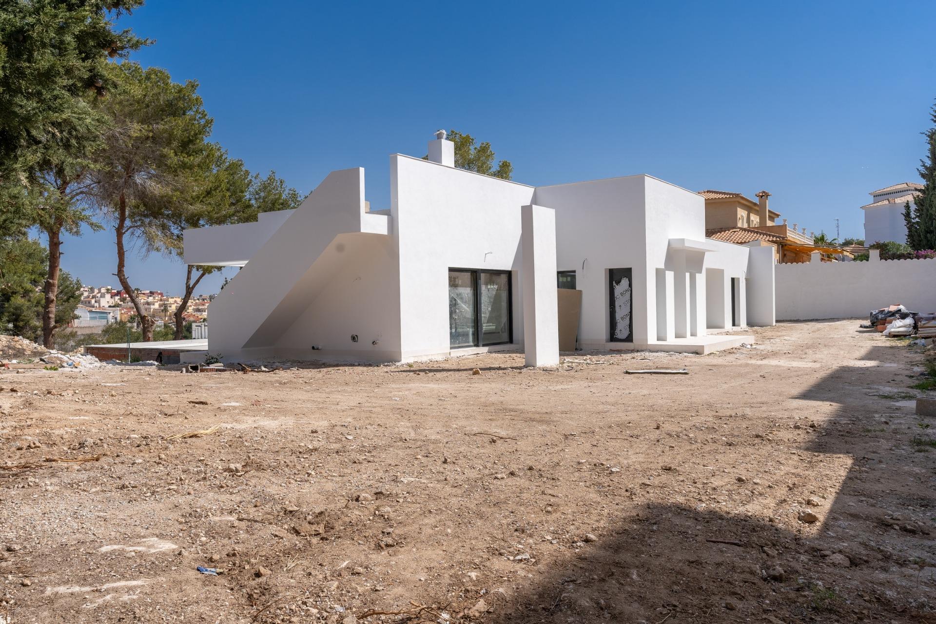 Villa til salg i Orihuela Costa