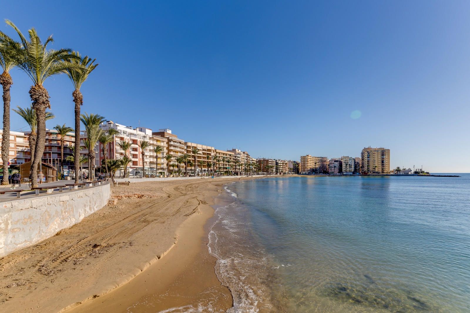 Pieni huoneisto myynnissä Playa del Cura (Torrevieja)