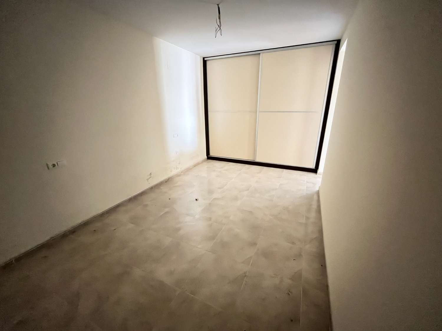 SAMOSTATNÁ CHALUPA, 860M2 POZEMKU A 205M2 BYDLENÍ S VÝHLEDEM PŘED NA PEÑON DE IFACH!!