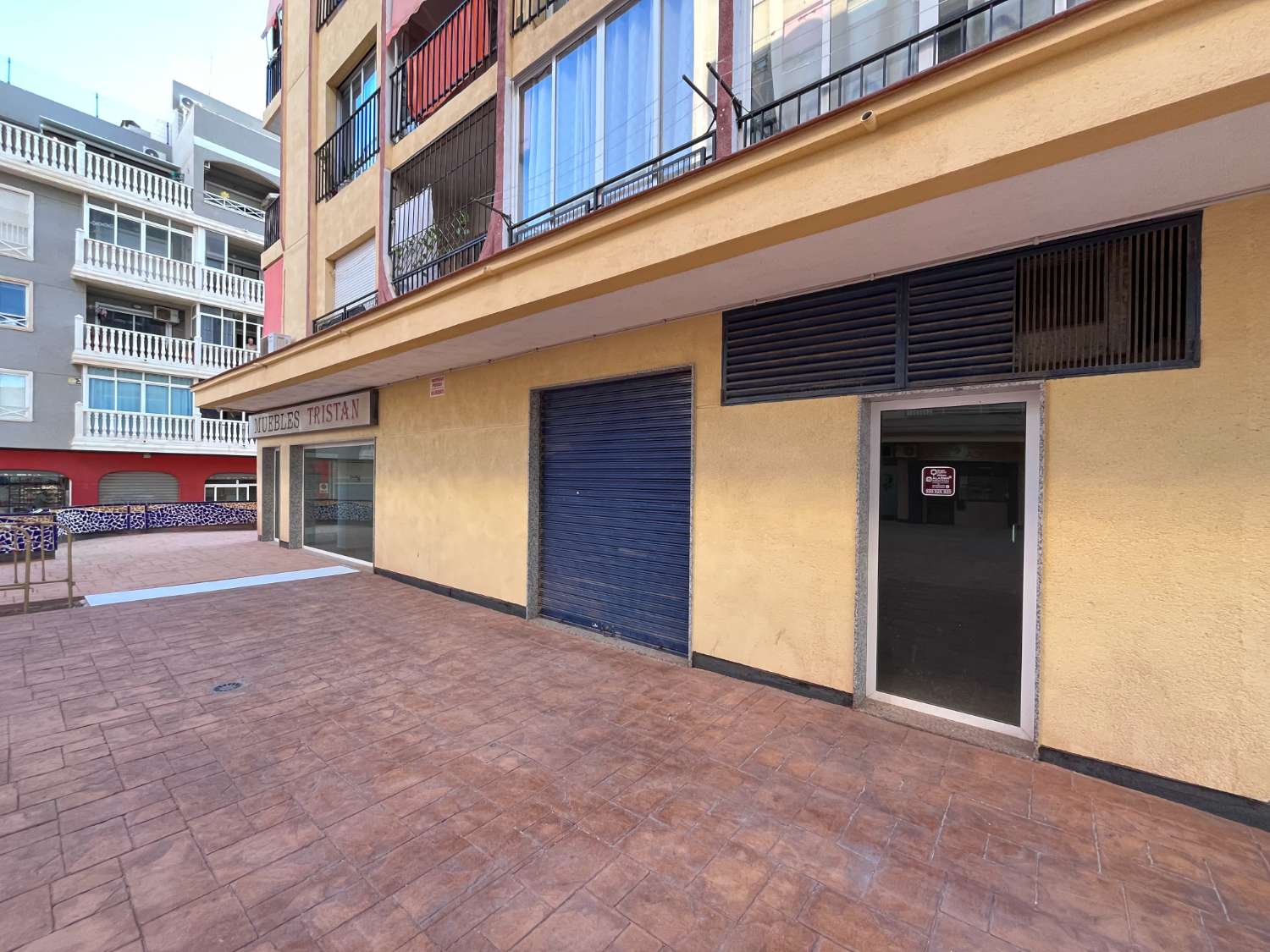 Business local for sale in Avenida Habaneras - Curva de Palangre (Torrevieja)