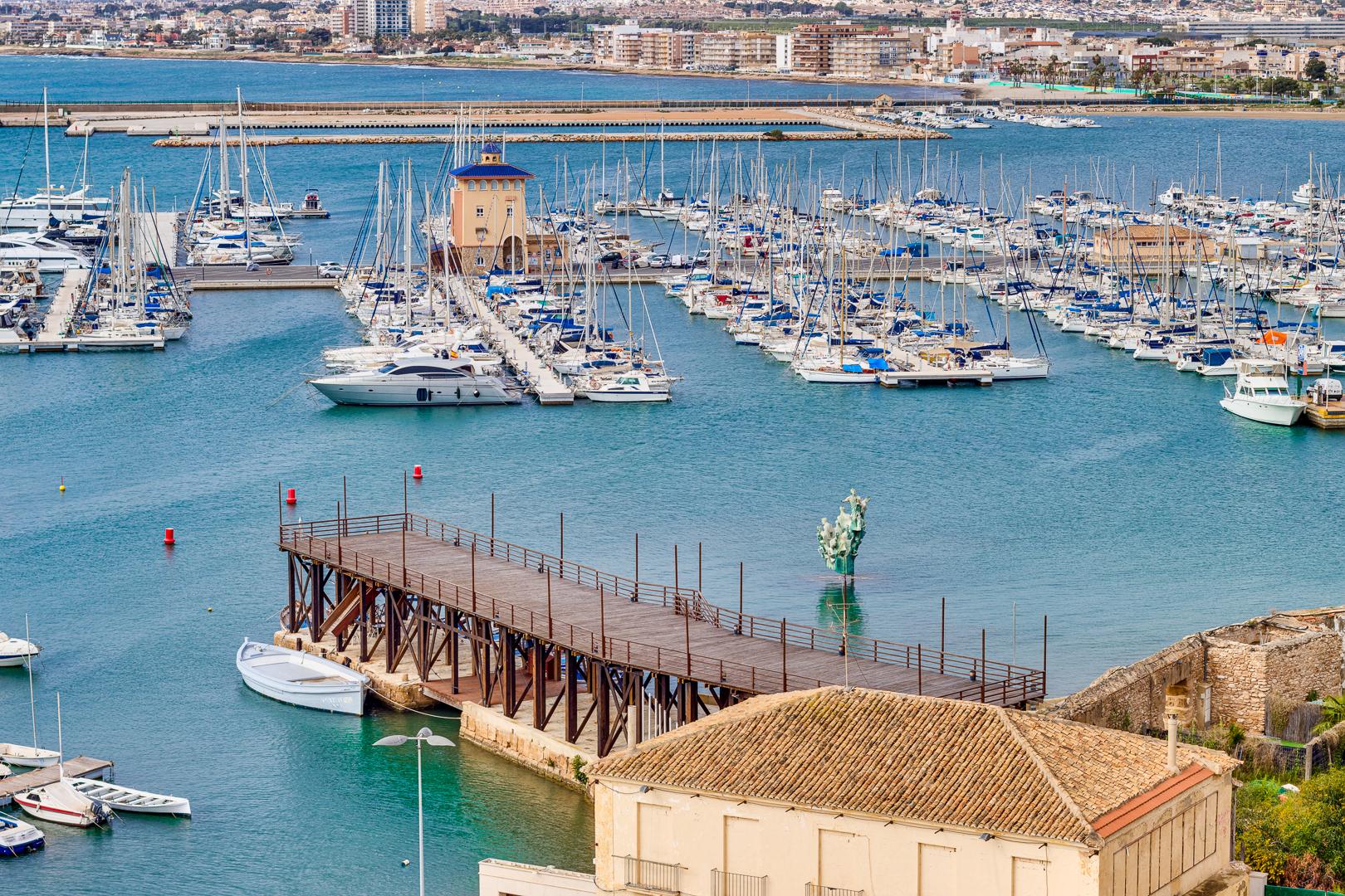 Bungalow salgai in Playa de los Naúfragos (Torrevieja)