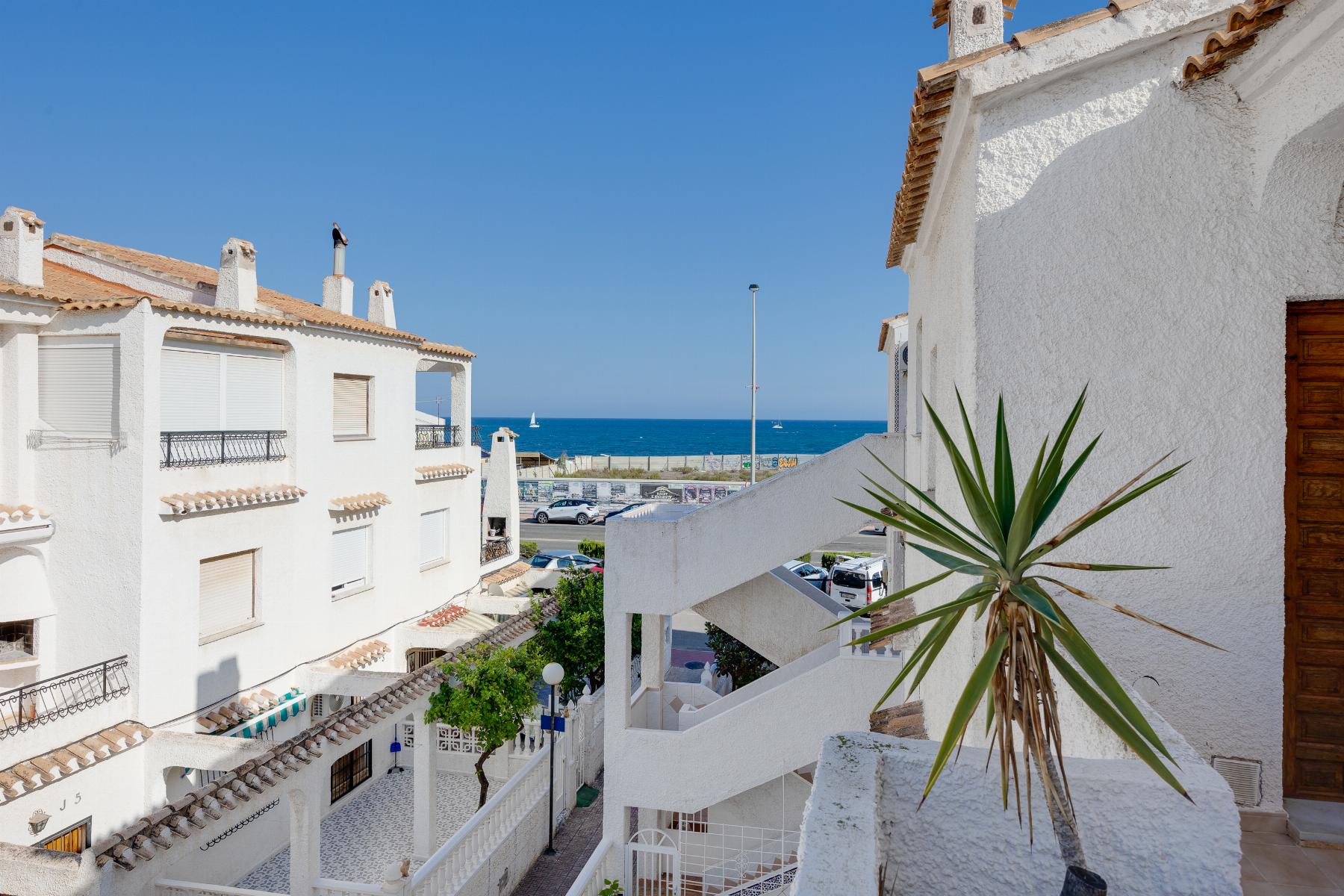 Bungalow salgai in El Acequión - Los Naúfragos (Torrevieja)