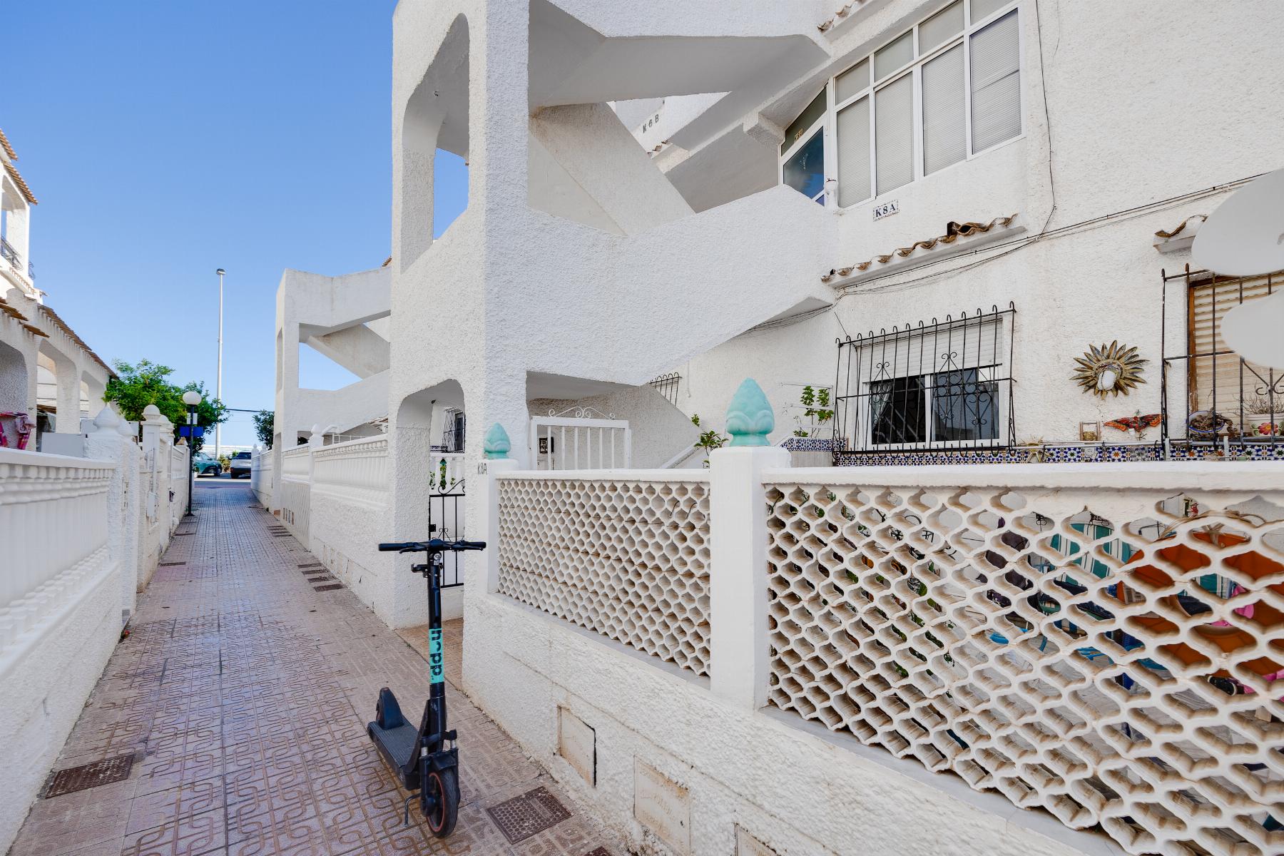 Bungalow salgai in El Acequión - Los Naúfragos (Torrevieja)