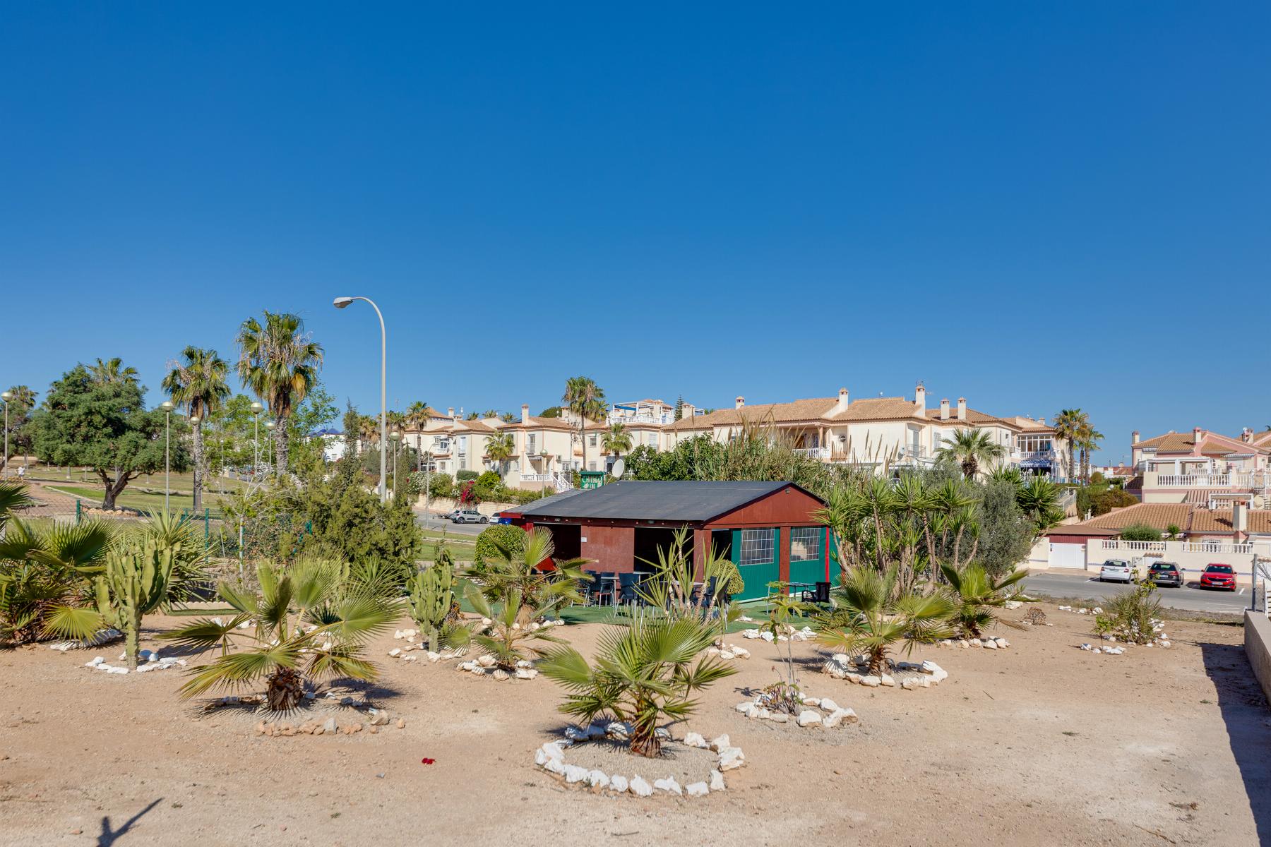 Bungalow te koop in Orihuela Costa