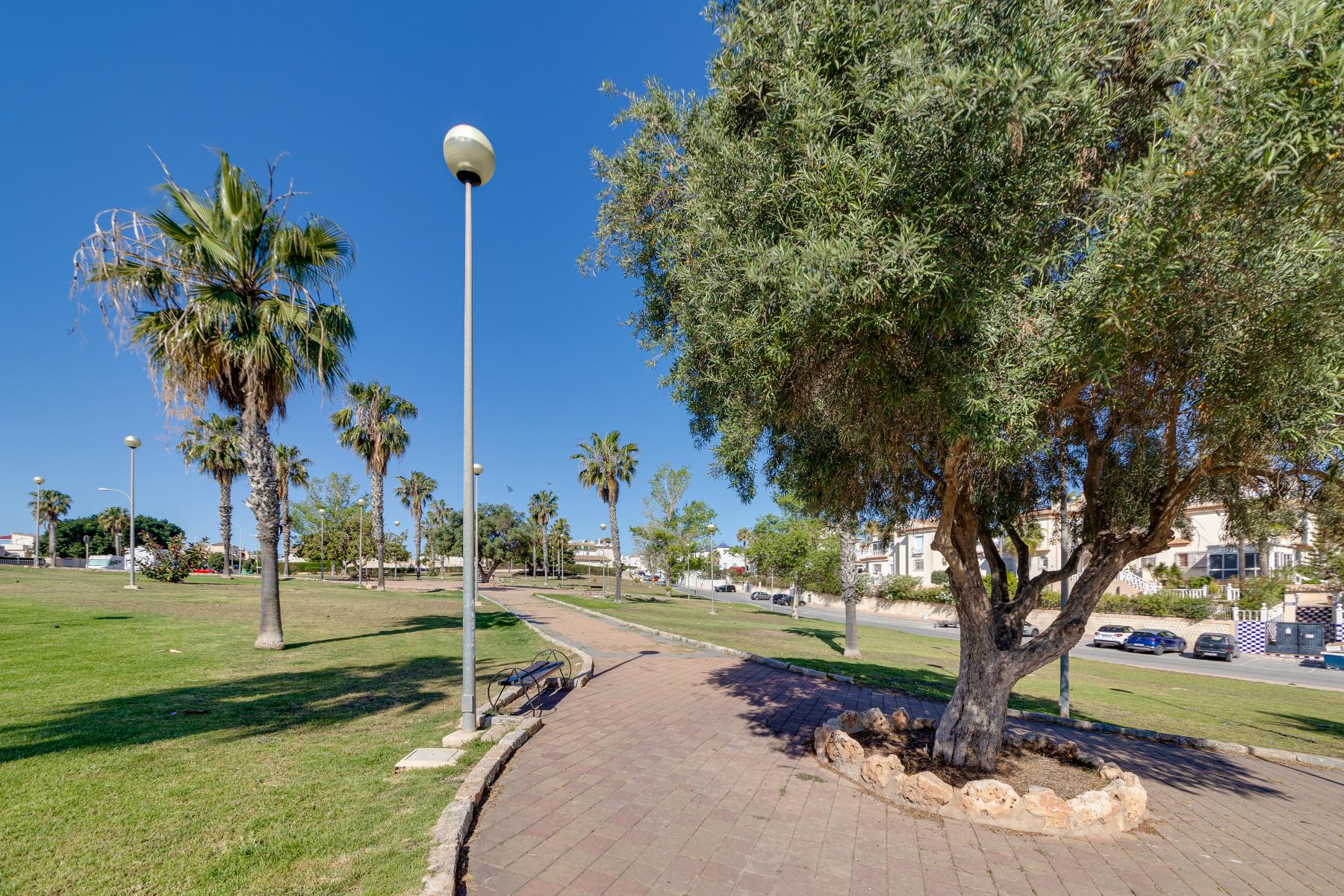 Bungalow til salgs til Orihuela Costa