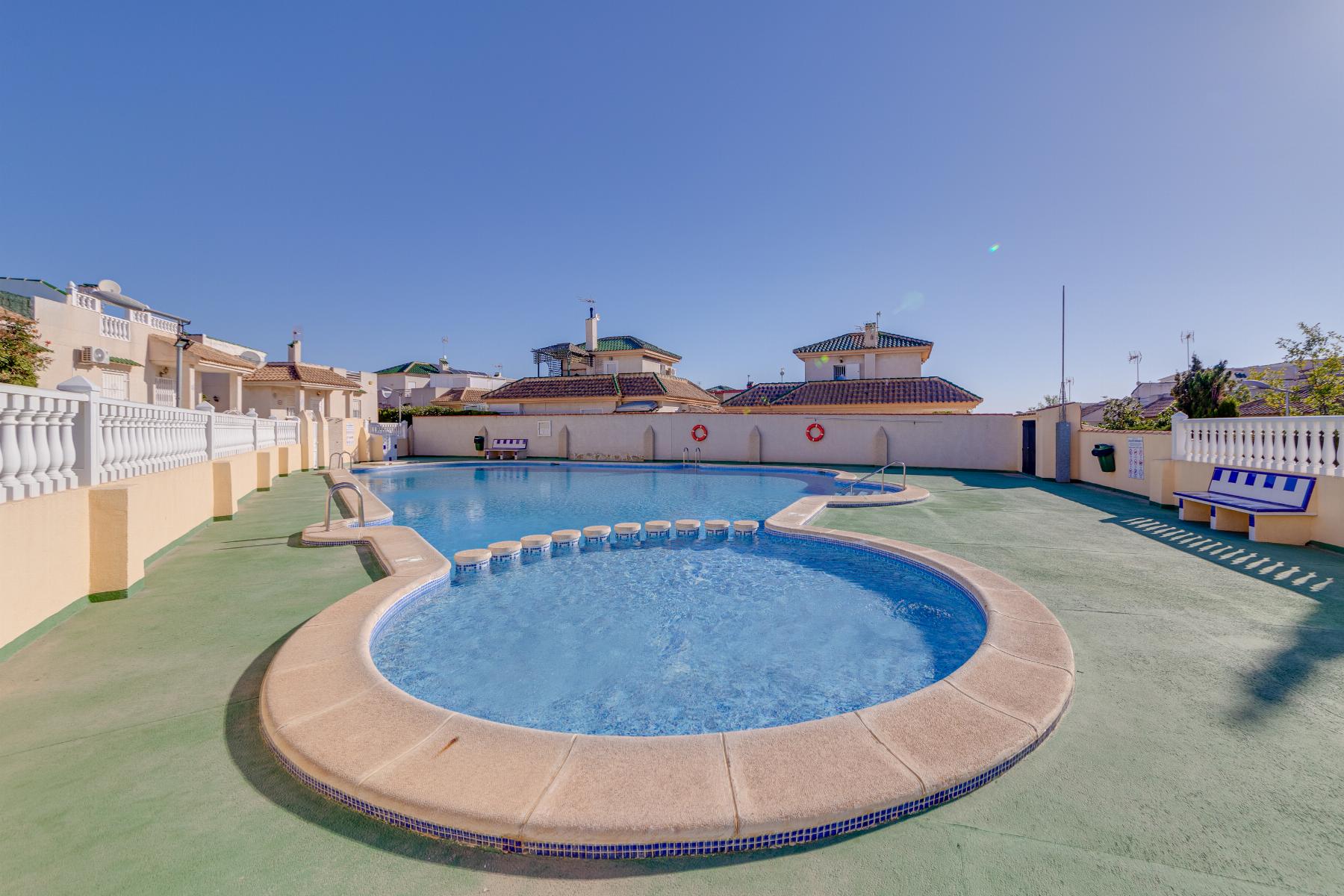 Bungalow for sale in Orihuela Costa