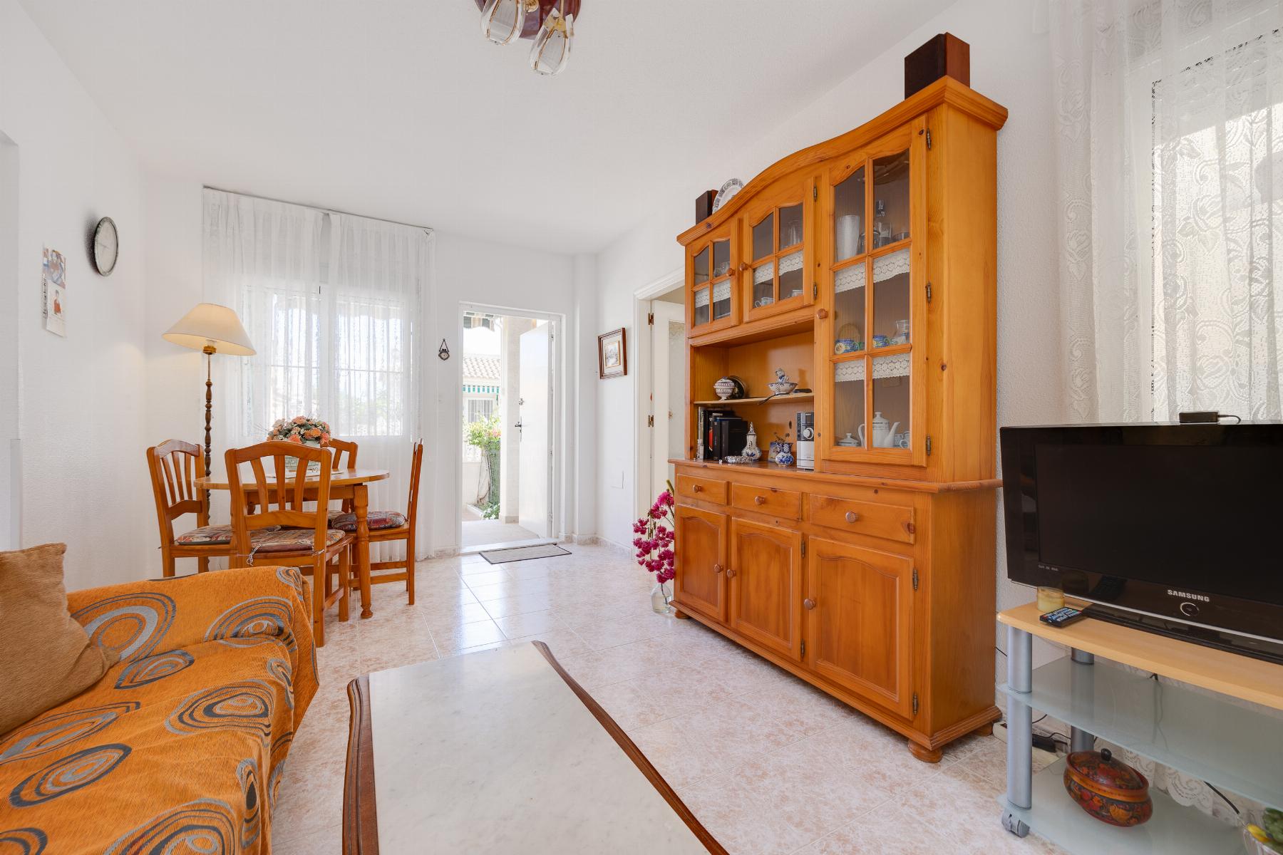 Bungalow for sale in Orihuela Costa