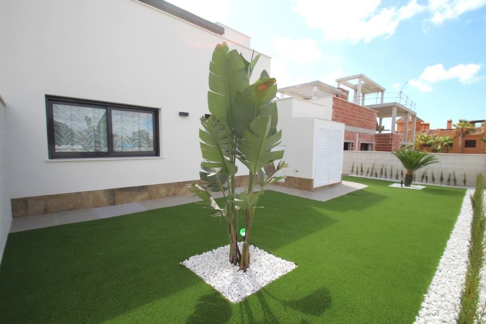 Villa en venta en Orihuela Costa