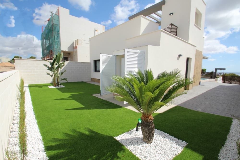 Villa te koop in Orihuela Costa