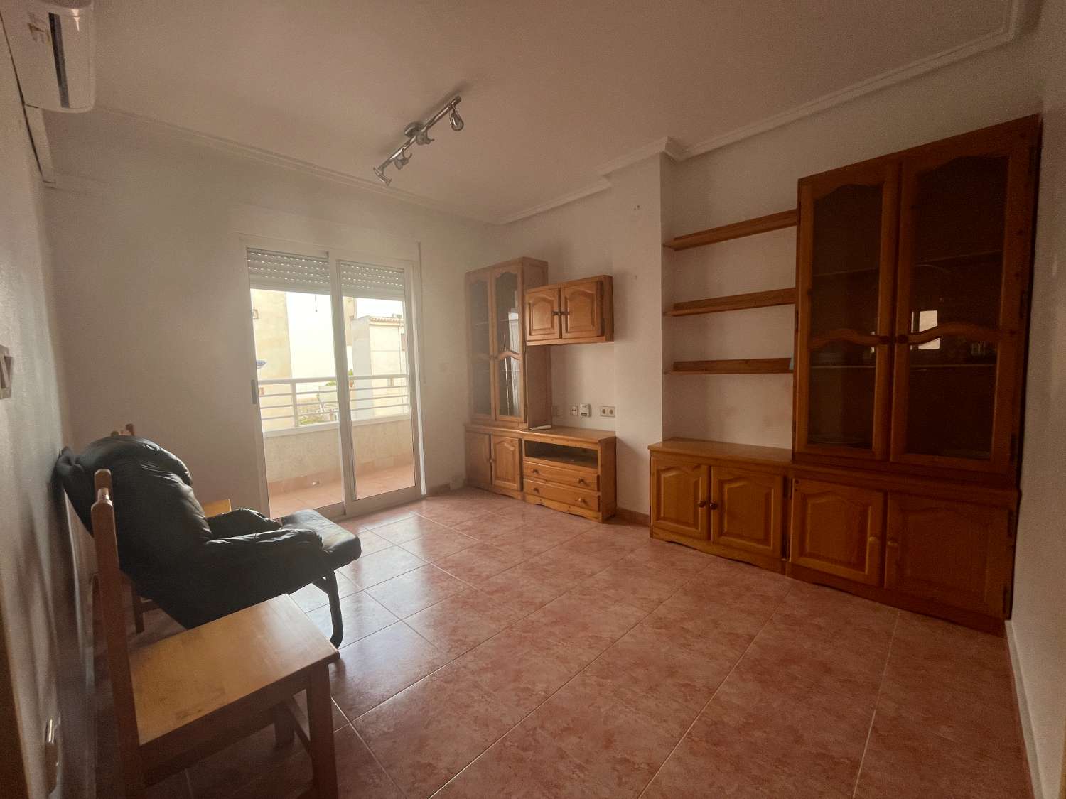 OPPORTUNITY TWO BEDROOMS 1500 METERS FROM THE BEACH