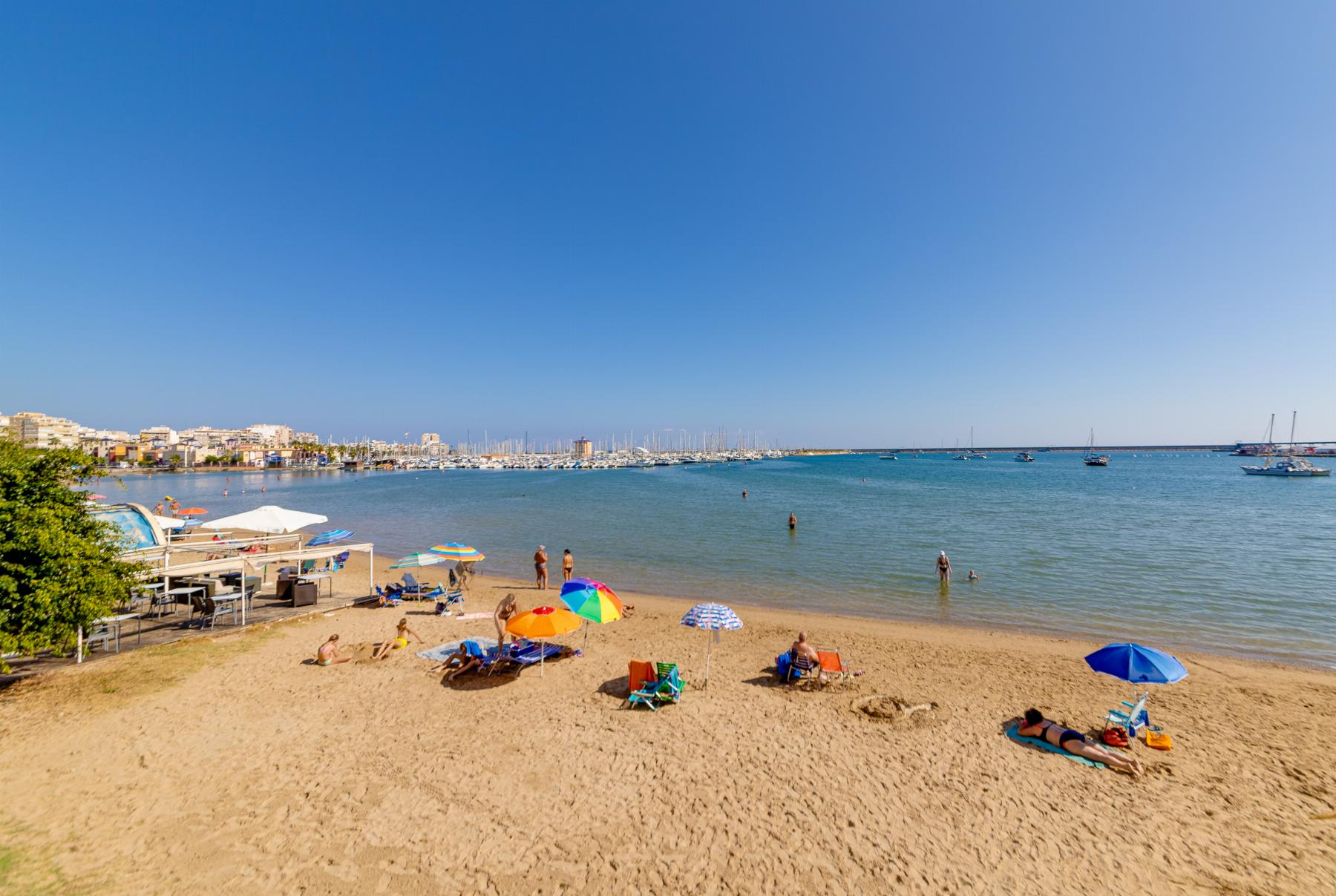 Pieni huoneisto myynnissä Torrevieja