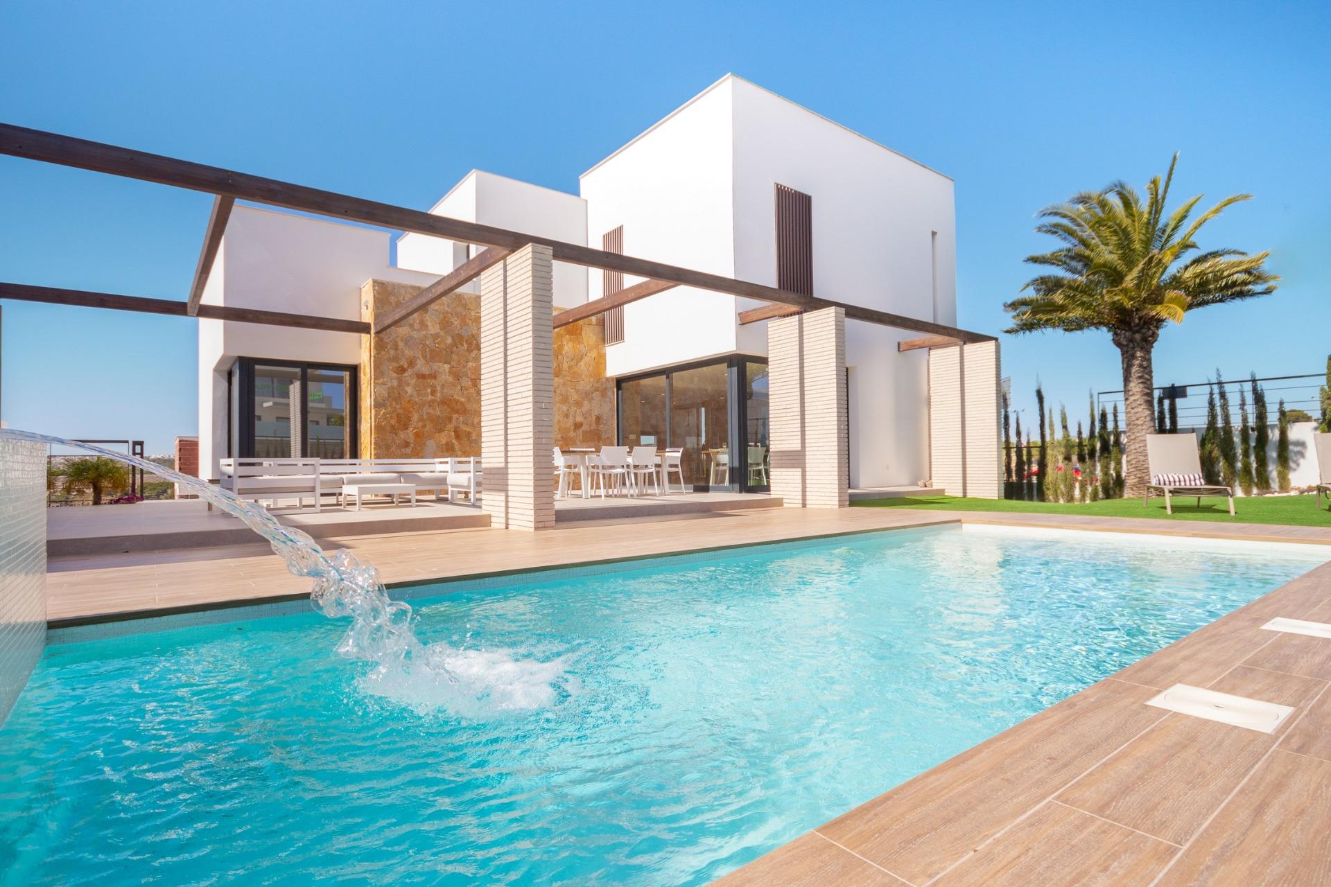 Villa te koop in Orihuela Costa