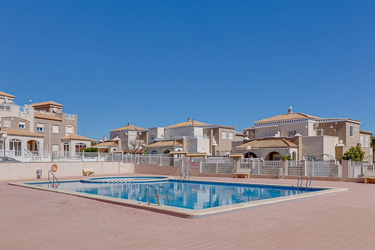 Dúplex en venda in Torreblanca (Torrevieja)